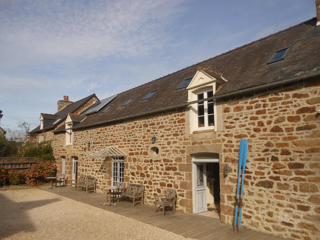 Bed and Breakfast Le Jardin A Mordreuc Pleudihen-sur-Rance Zewnętrze zdjęcie