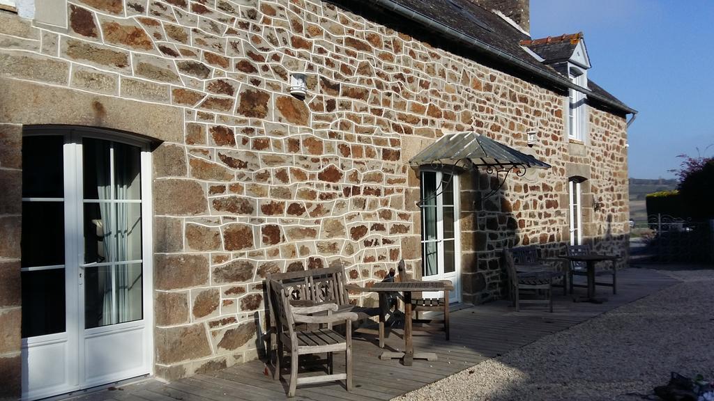 Bed and Breakfast Le Jardin A Mordreuc Pleudihen-sur-Rance Zewnętrze zdjęcie