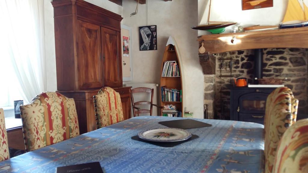 Bed and Breakfast Le Jardin A Mordreuc Pleudihen-sur-Rance Zewnętrze zdjęcie
